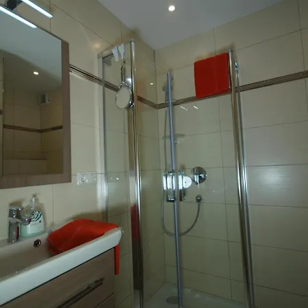 Haus Hildegard Apartment *
